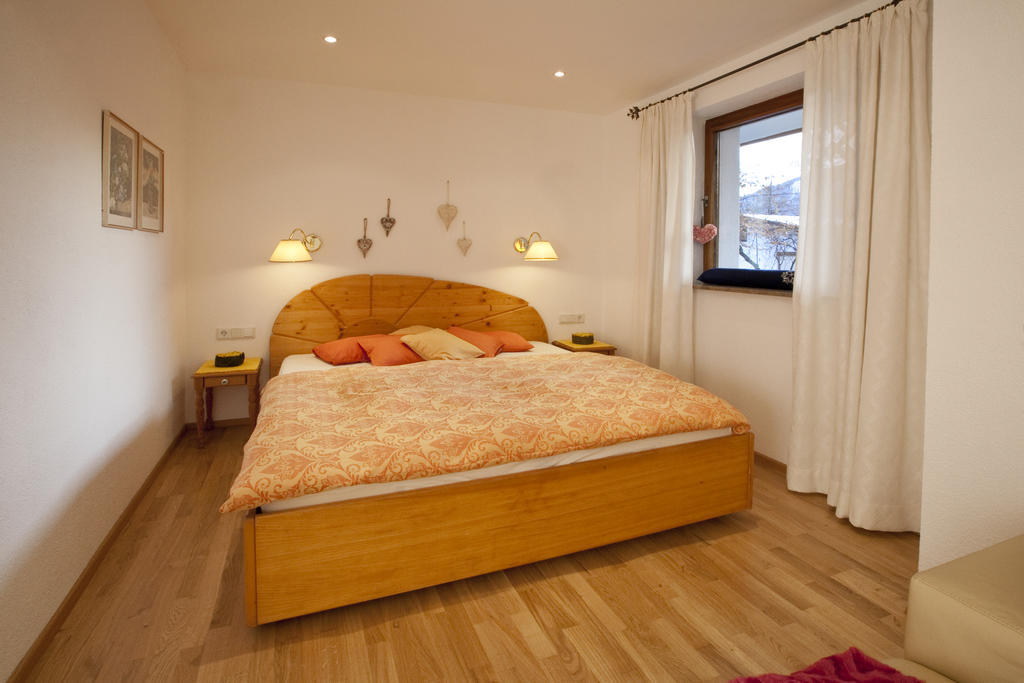 Am Apfelbaum Apartment Imst Phòng bức ảnh
